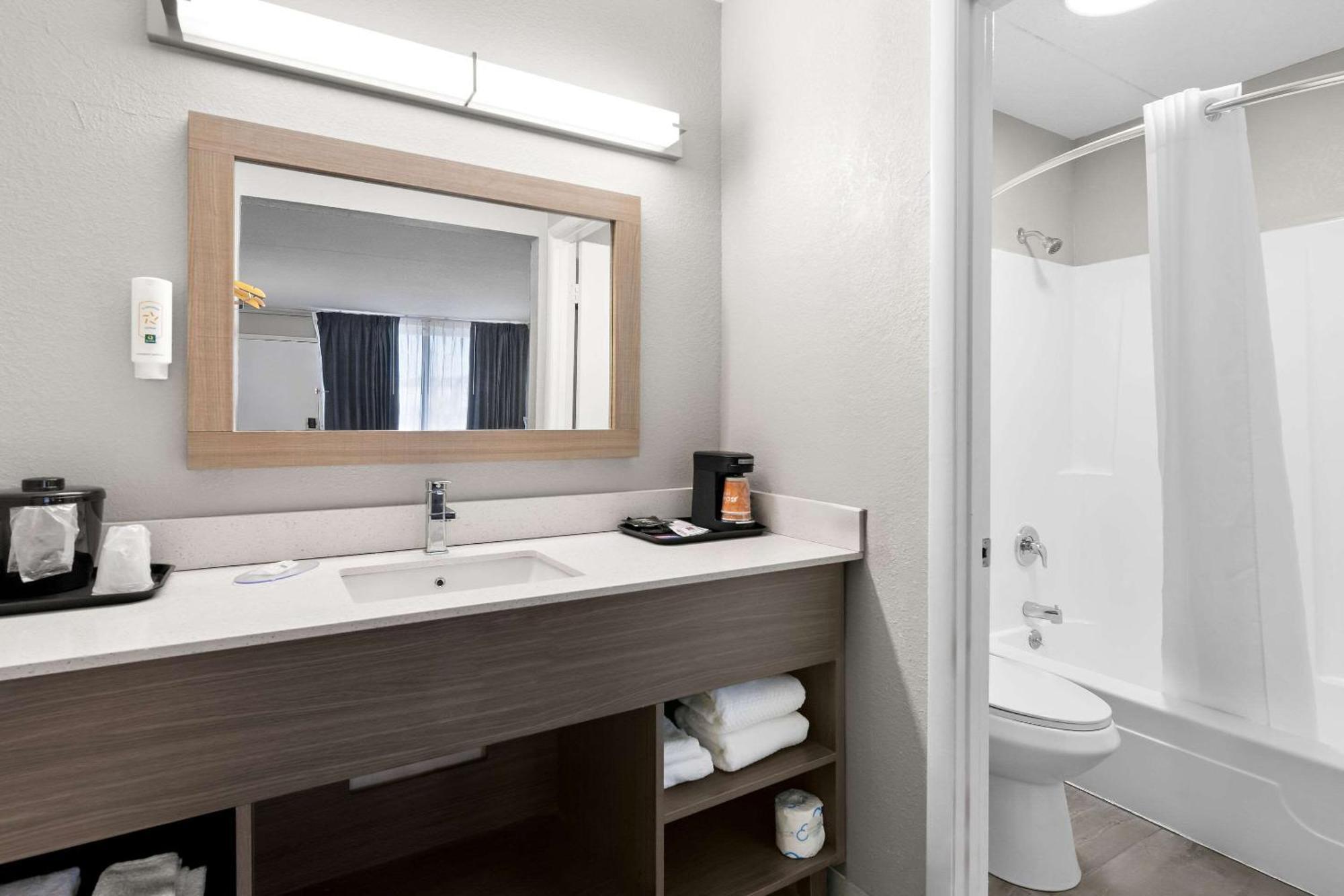 Quality Inn Nashville - Opryland Area Exterior foto